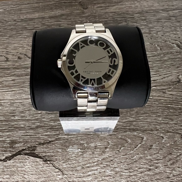 MARC BY MARC JACOBS Henry Skeleton Silver Dial Stainless Steel Ladies Watch - Picture 4 of 10